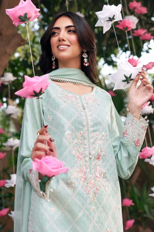 Zilverah Ferozi Embroidered Dobby Lawn 3-Piece Party Wear Suit Pakistan