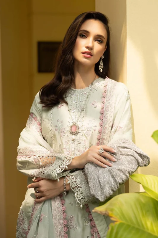 Zilverah green embroidered raw silk 3-piece formal wear suit buy online Pakistan